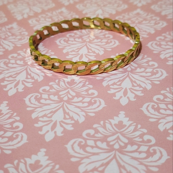 bundle of 4 trendy/fashion bracelet bangles - Picture 4 of 5